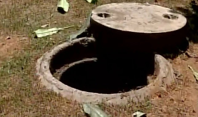 Gujarat: 4 Labourers from Bihar allegedly die of asphyxiation while cleaning septic tank in Surat