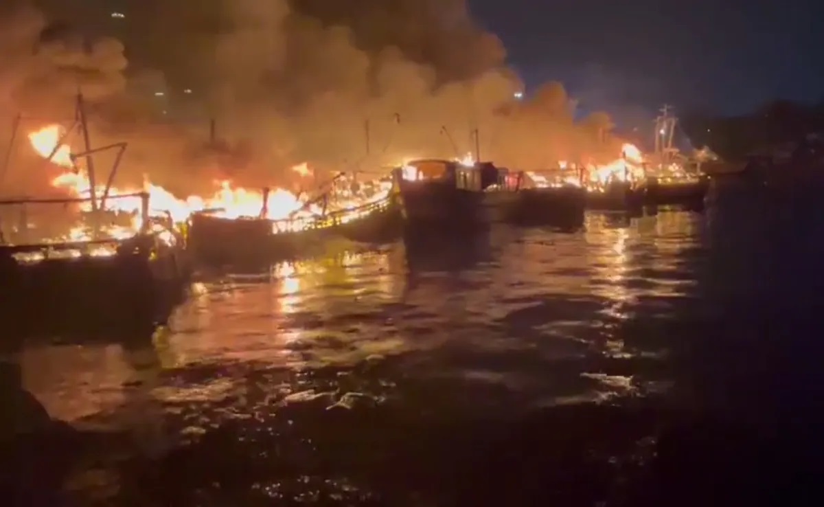 Andhra Pradesh: 40 Fishing boats gutted in massive blaze breaks out at Visakhapatnam Harbour | Video
