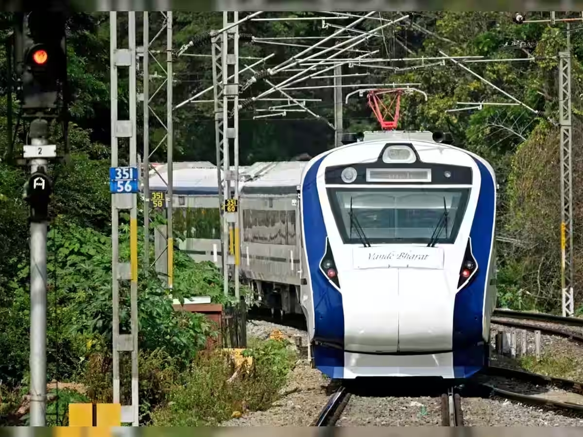 ICC World Cup 2023 Final: Indian Railways Introduces Special Trains from Delhi and Mumbai to Ahmedabad