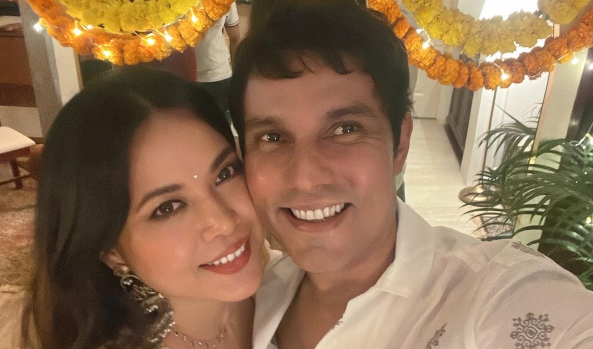 Actor Randeep Hooda to tie knot with Lin Laishram on November 29 in Manipur. Shares pic