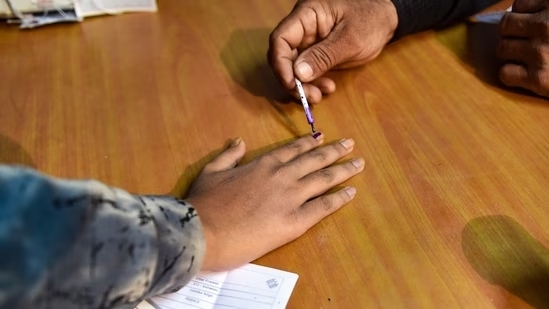 Re-polling Ordered in Madhya Pradesh Due to Secrecy Breach – Election Commission Takes Swift Action