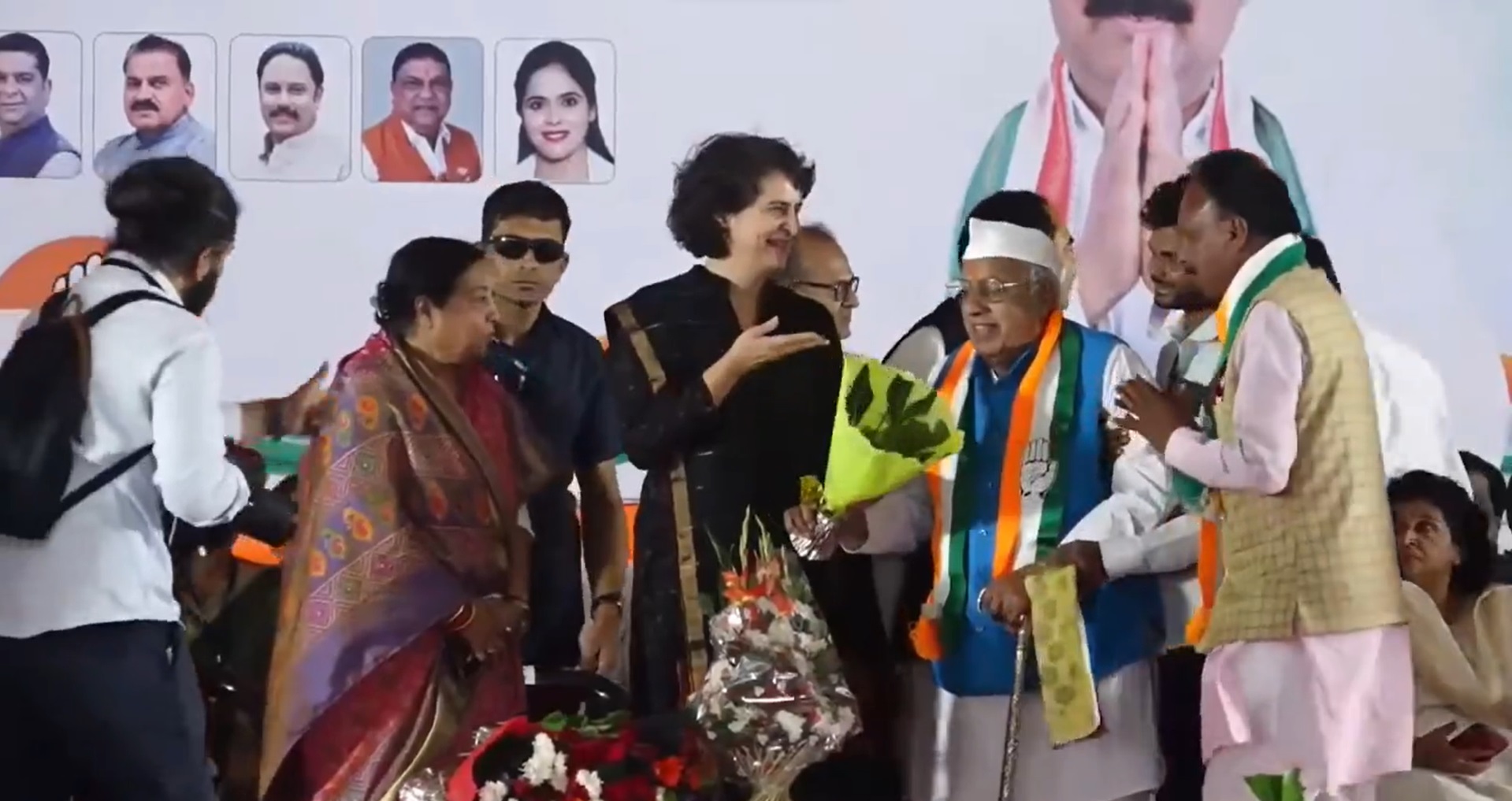 Priyanka Gandhi Vadra’s Hilarious Bouquet Moment at Indore Rally Goes Viral