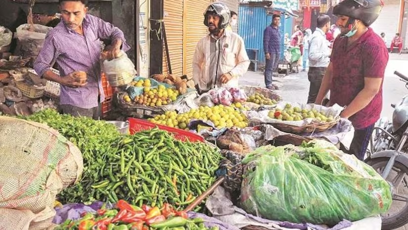 Uttar Pradesh Achieves Top Position in Implementing Eight Central Schemes for Street Vendors