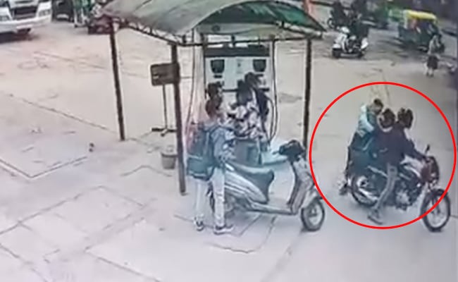 Caught on camera: 19-year-old abducted by bike-borne men from petrol pump in Gwalior, MP