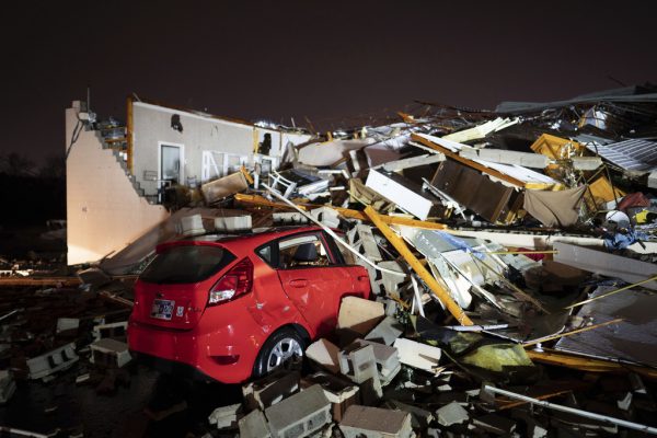 6 people killed and 23 injured as tornadoes tear through Tennessee