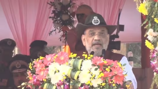 Amit Shah Pays Tribute to Fallen Heroes at BSF’s 59th Raising Day in Hazaribagh, Jharkhand