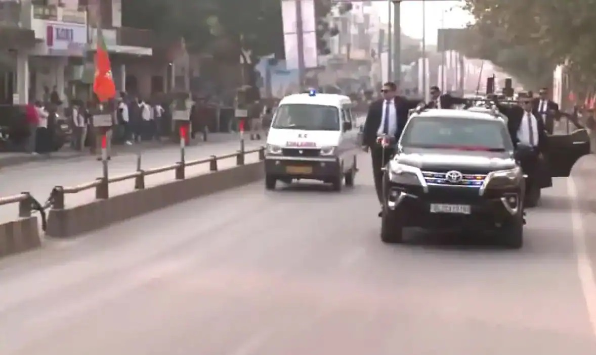 PM Modi pauses his convoy to let ambulance pass during roadshow in Varanasi