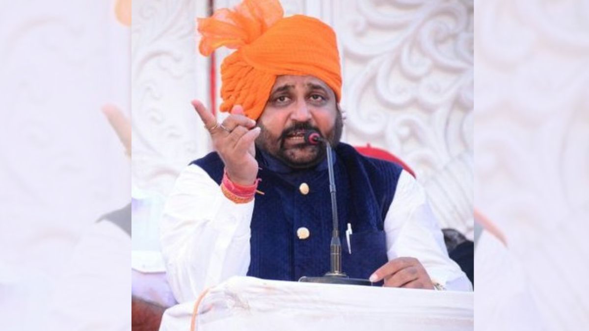 Rajasthan: Karni Sena chief, Sukhdev Singh Gogamedi, shot multiple times to death in Jaipur