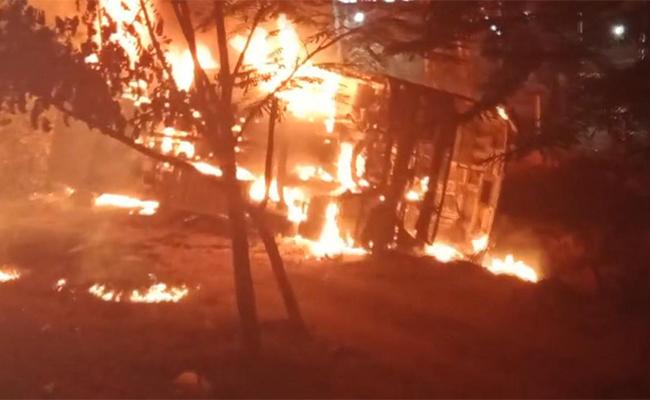 Telangana: One woman dead and several injured as bus overturns on NH, catches fire