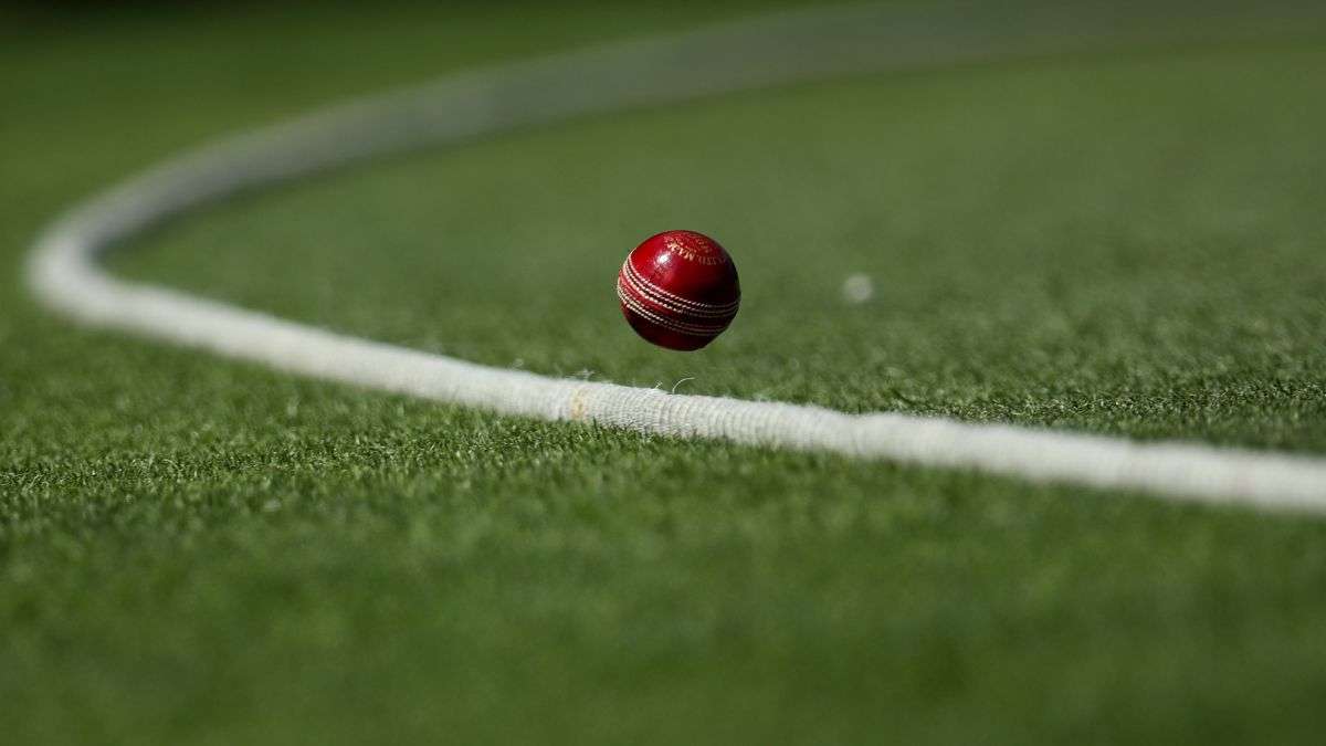Tragic: 52-Year-old Mumbai cricketer dies of injury after ball strikes his head during fielding
