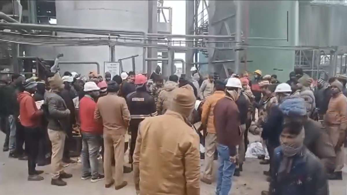 UP: 3 Workers lost lives after boiler exploded at sugar factory in Sitapur; 5 injured