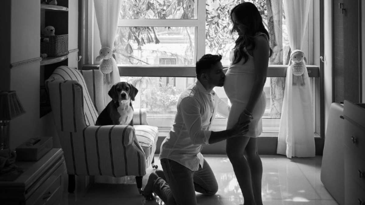 Varun Dhawan, Natasha Dalal announces 1st pregnancy with an adorable post, kisses baby bump. See