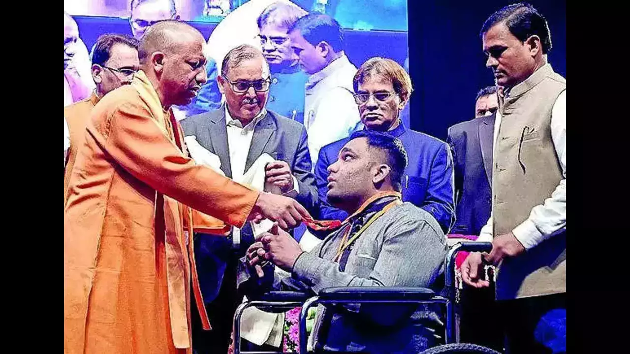 Yogi Adityanath Announces Increased Pension and Welfare Initiatives for People with Physical Disabilities
