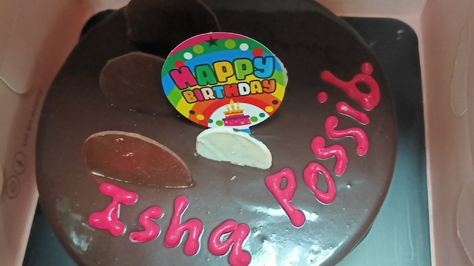 Mumbai: Man shares ridiculous mistake with Zomato cake, company reacts