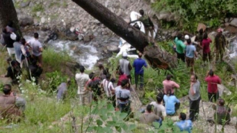 10 people dead after cab plunges into gorge on Jammu Srinagar National Highway