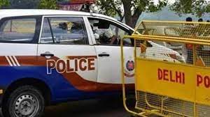 Delhi Police Head Constable Allegedly Hits Multiple Vehicles While Driving Drunk, Case Filed