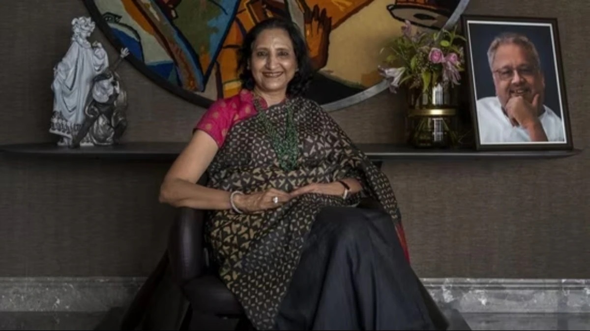Rekha Jhunjhunwala acquires Rs 11.76 crore luxury flat in Mumbai’s Walkeshwar. Deets here
