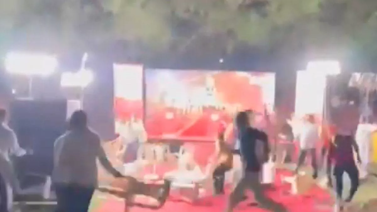 TV debate in Jabalpur turns violent as BJP, Congress workers clash following argument; Many injured