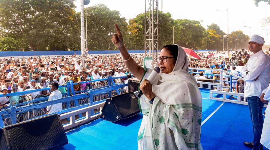 PM Modi and Mamata Banerjee Shift Focus to North Bengal, CAA in Spotlight