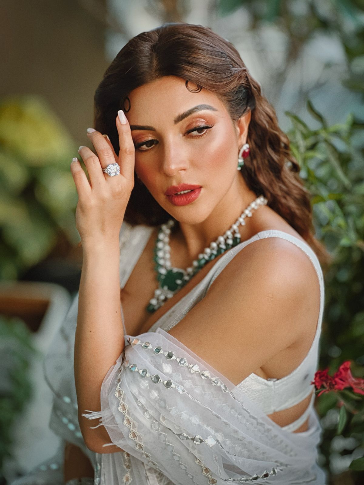 What A Beauty: Shama Sikander is your ultimate queen of hearts, looks alluring in her white ethnicity