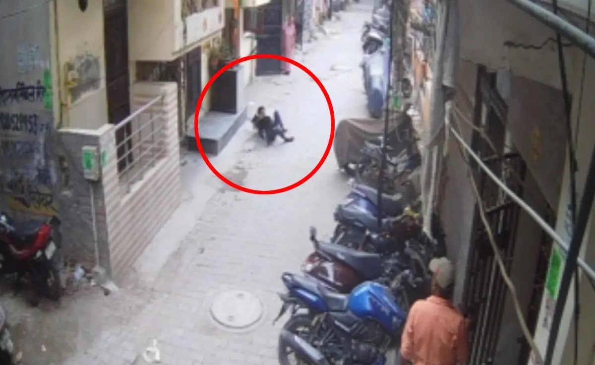 Ghaziabad dog video: Boy, 15, sustain serious injuries after being mauled by Pit Bull as locals watch