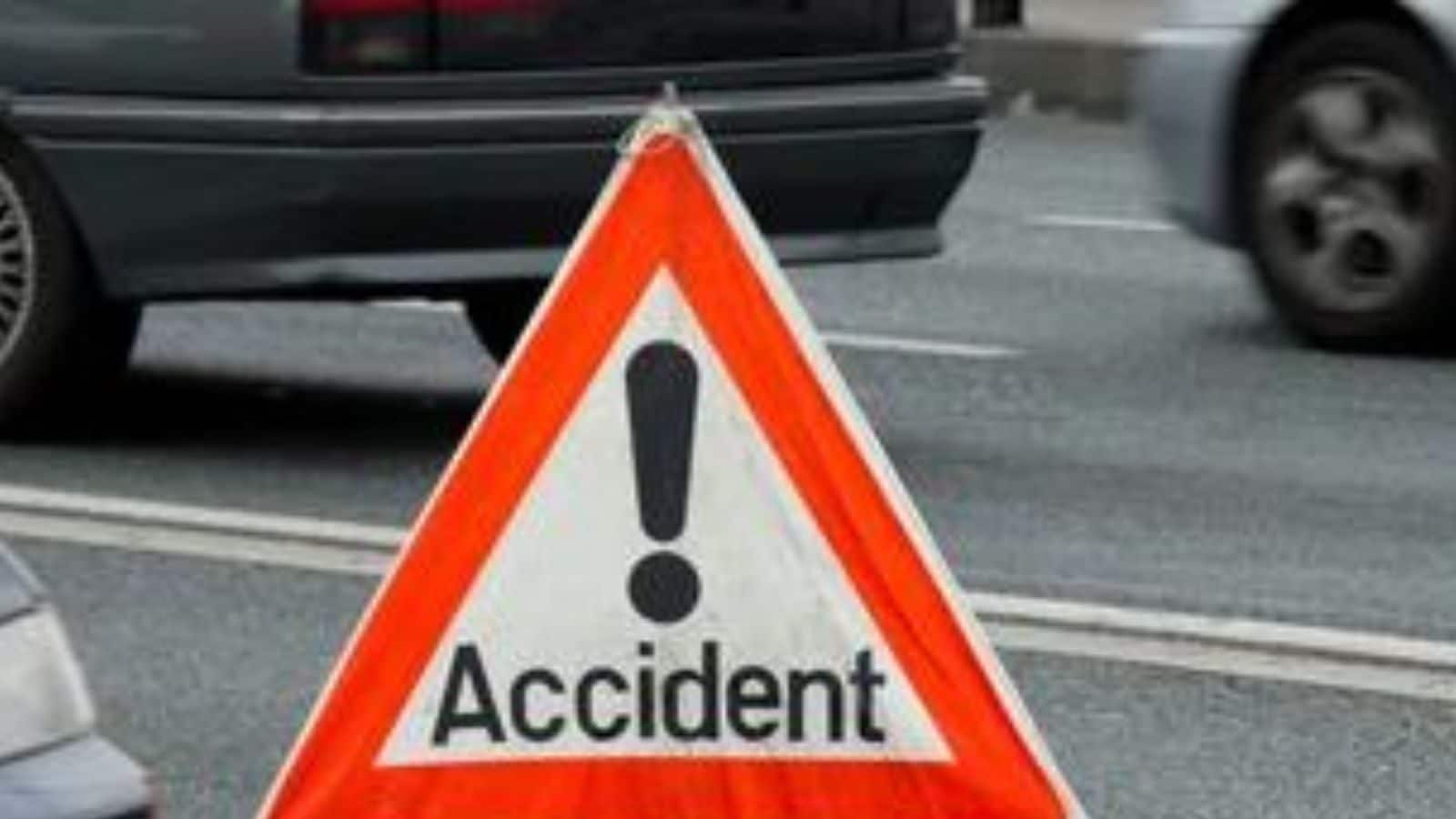 Jharkhand: 3 women killed as pick-up van collides with tractor in Ranchi district