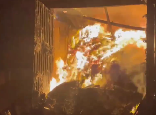 UP: Massive fire breaks out at building noida sector 65, 5 fire tenders on the spot