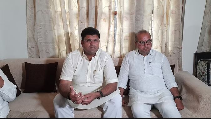 Dushyant Chautala Extends Outside Support to Congress in Haryana, Calls for Majority Test for CM Nayab Singh Saini