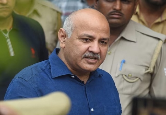 Delhi Liquor Scam: Manish Sisodia gets a big blow from the court in the CBI case, judicial custody extended till May 15