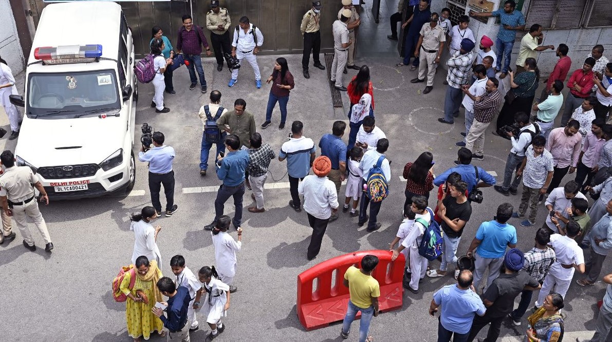 Bomb Threats in Jaipur: Schools Evacuated, Investigations Underway