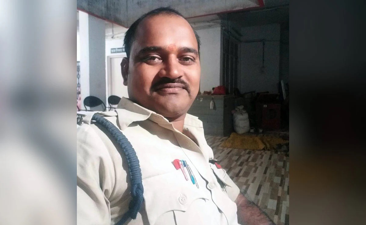 Madhya Pradesh: Cop crushed to death by tractor transporting illegally-mined sand; 3 Held