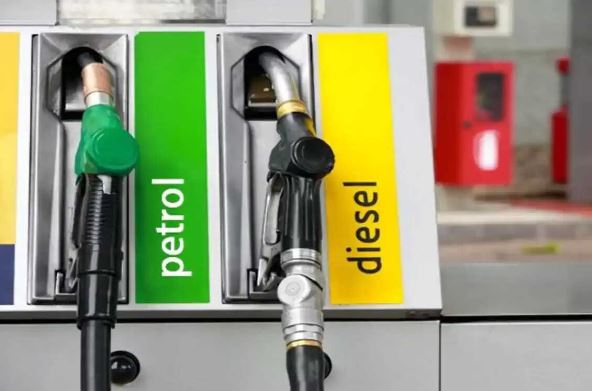 Petrol-Diesel Purchase Limit Set: Two-Wheelers at Rs 200, Four-Wheelers at Rs 500