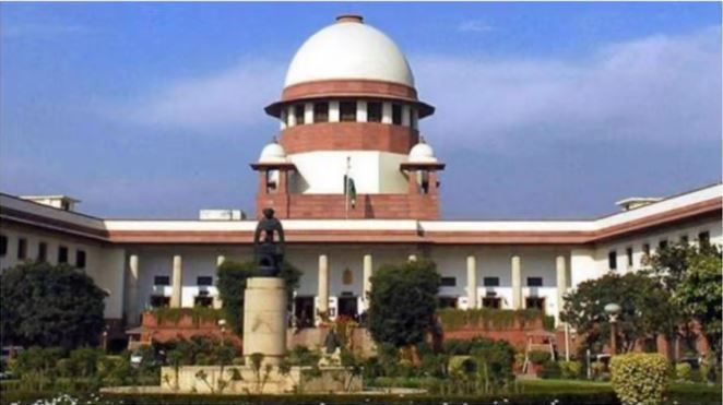 Supreme Court Upholds Interim Stay on Mandatory Nameplates for Eateries Along Kanwar Yatra Route